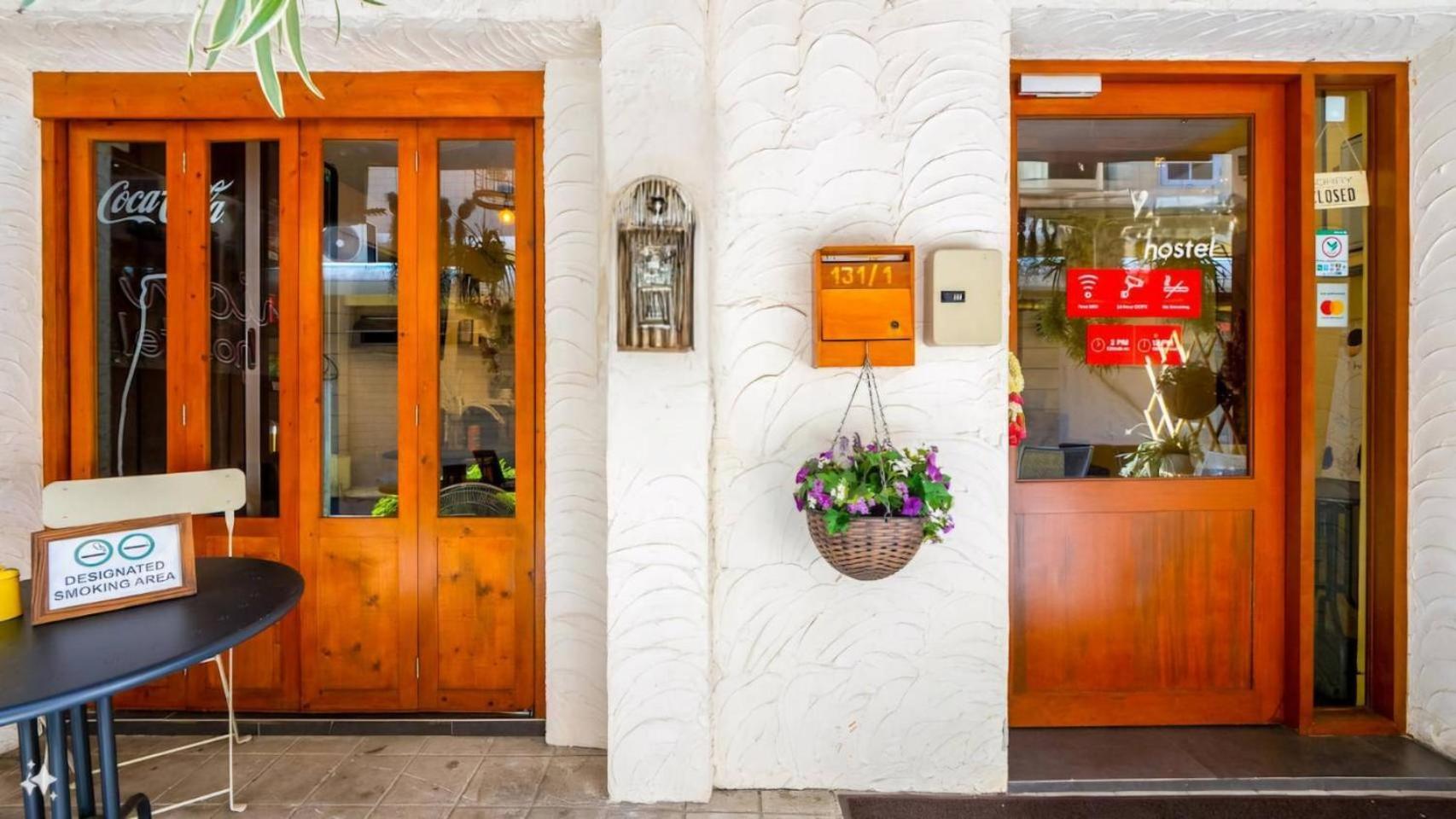 100 Years Building Bangkok Old Town By Seen Hostel Eksteriør bilde